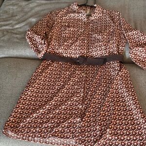 Women’s button down dress with belt